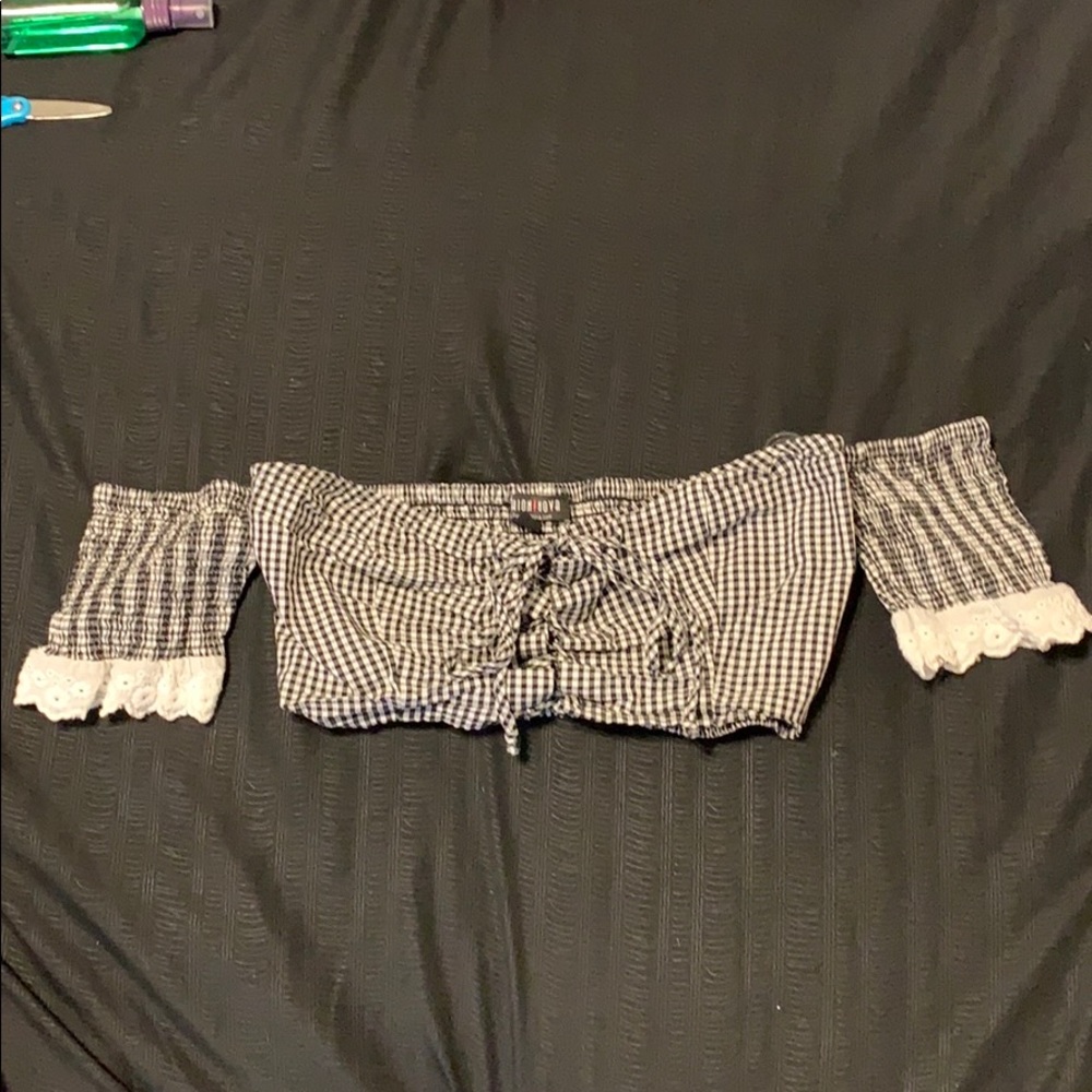 Tube crop top